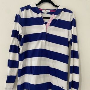 Vineyard Vines long sleeve hooded top